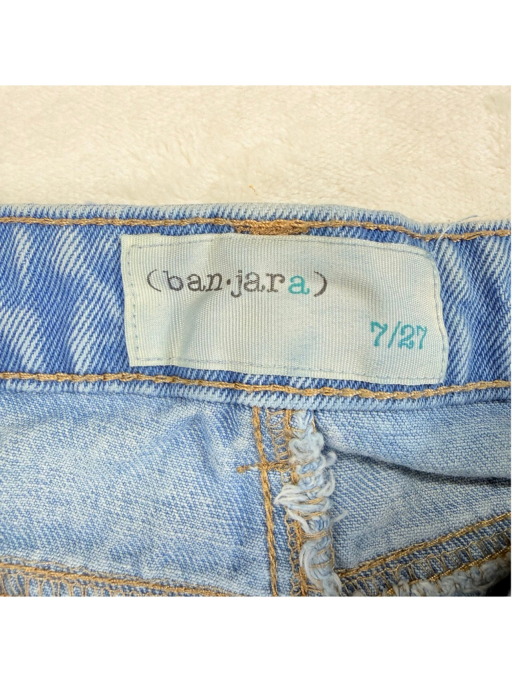 Juniors Banjara Light Blue Distressed Jean Shorts Size 7 - Picture 5 of 11
